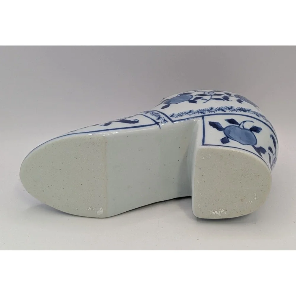 Porcelain Victorian Decorative Shoe Vase Blue And White Floral / Vines 4 in tall